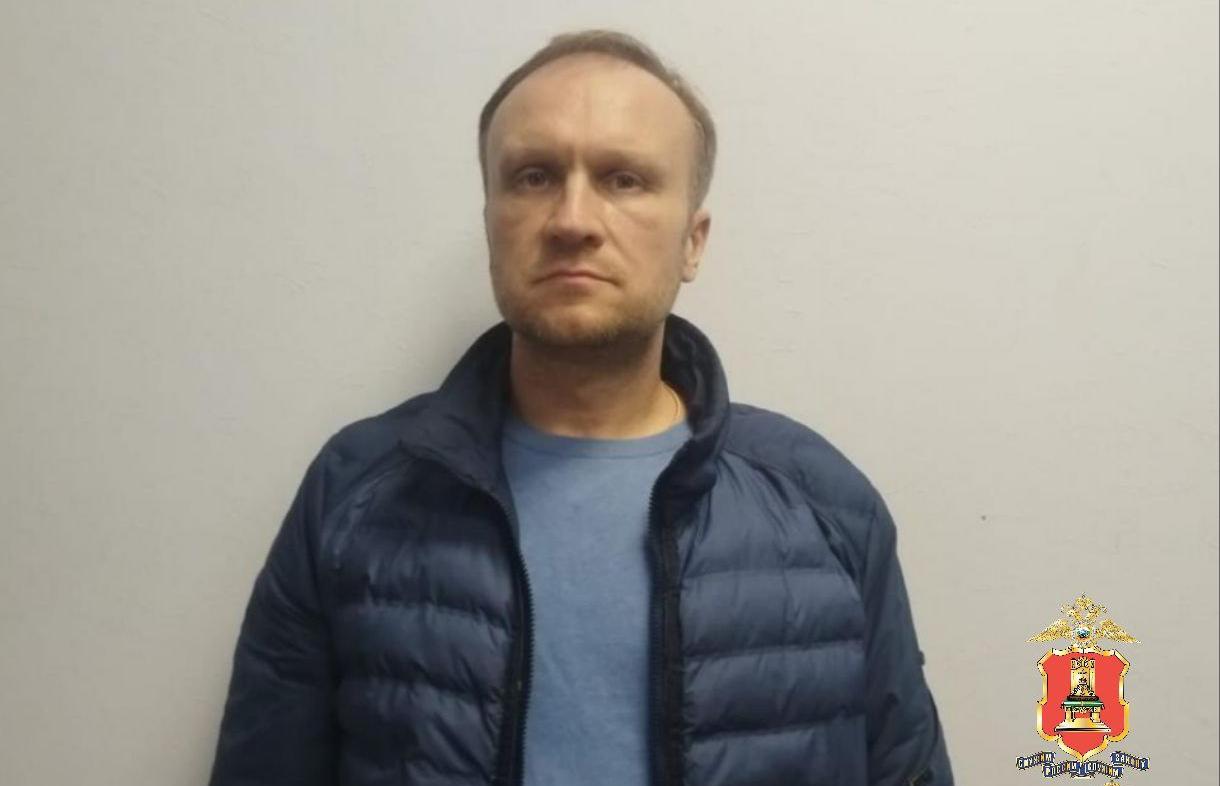 Полицейские ищут в Твери пострадавших от автомошенника - новости Афанасий