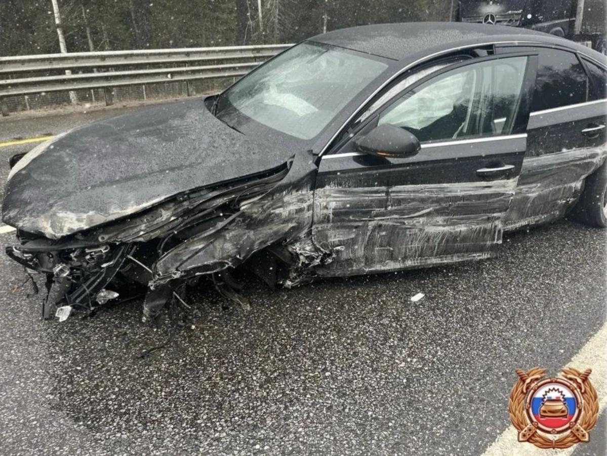 Два человека пострадали в ДТП на М11 в Тверской области Фото: ГАИ