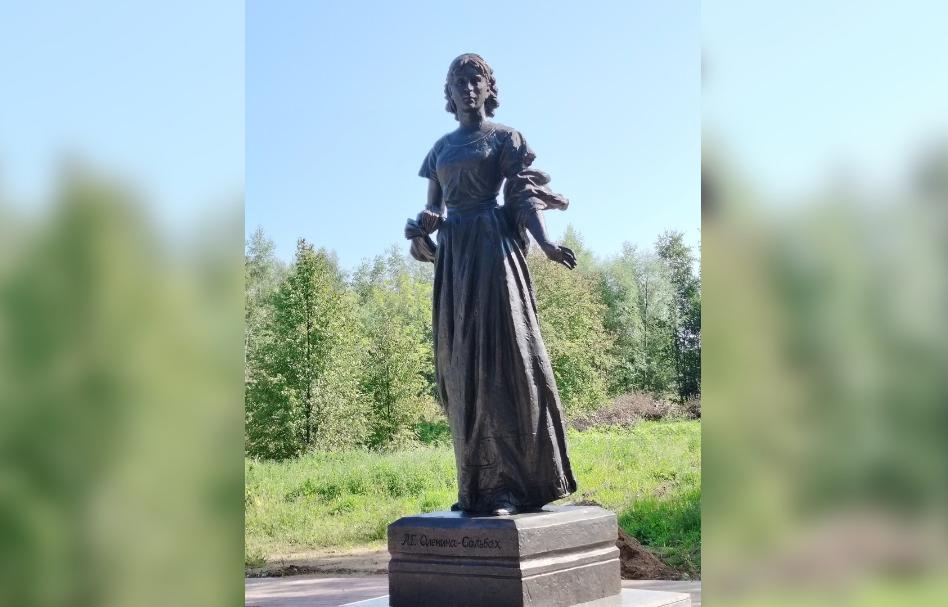 В Оленино Тверской области установлен памятник основательнице поселка Фото: Олег Дубова