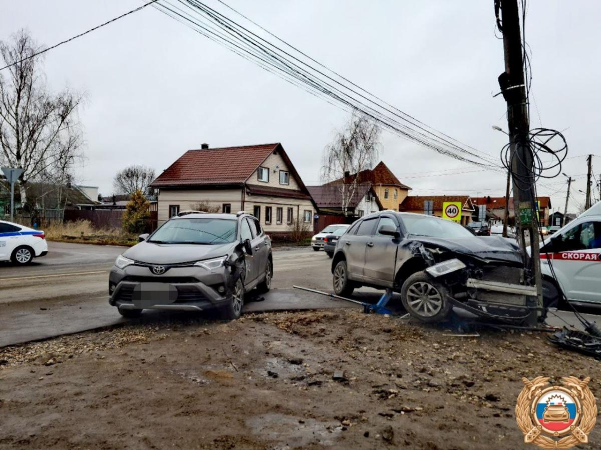 Женщина-водитель, сбившая детей в Твери, ехала по «встречке» Фото: ГАИ
 Видео: 
Подслушано у водителей. Тверь
