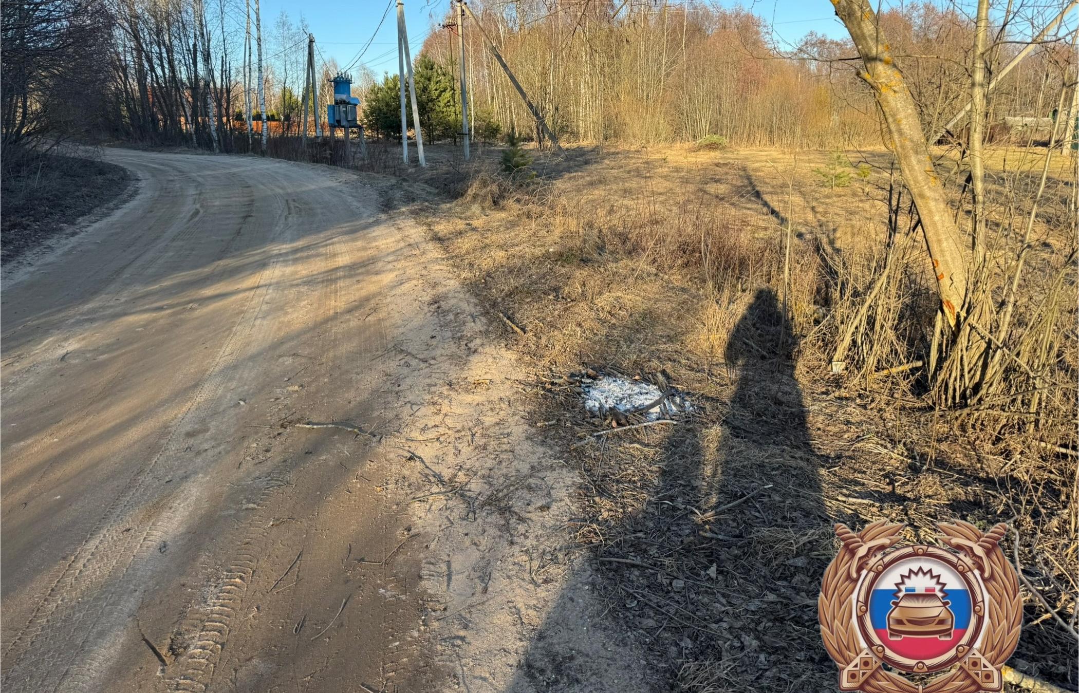 Подросток на питбайке врезался в дерево в Конаковском районе - новости Афанасий