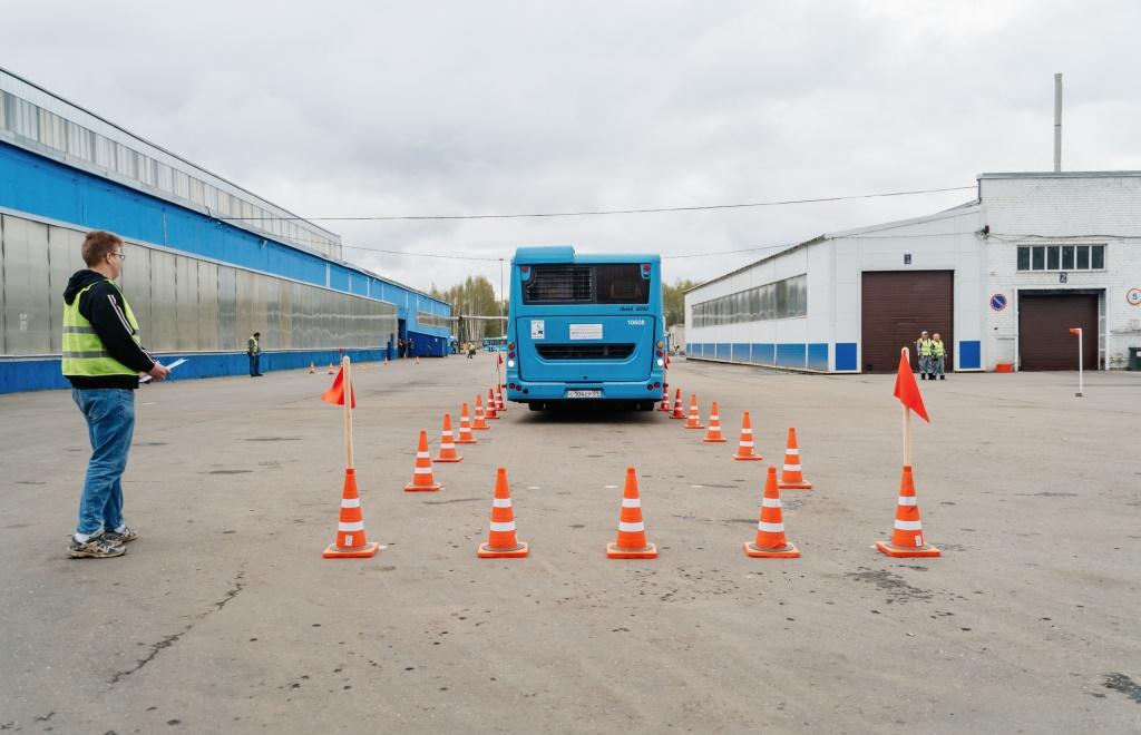 В Твери выбрали лучшего водителя автобуса - новости Афанасий