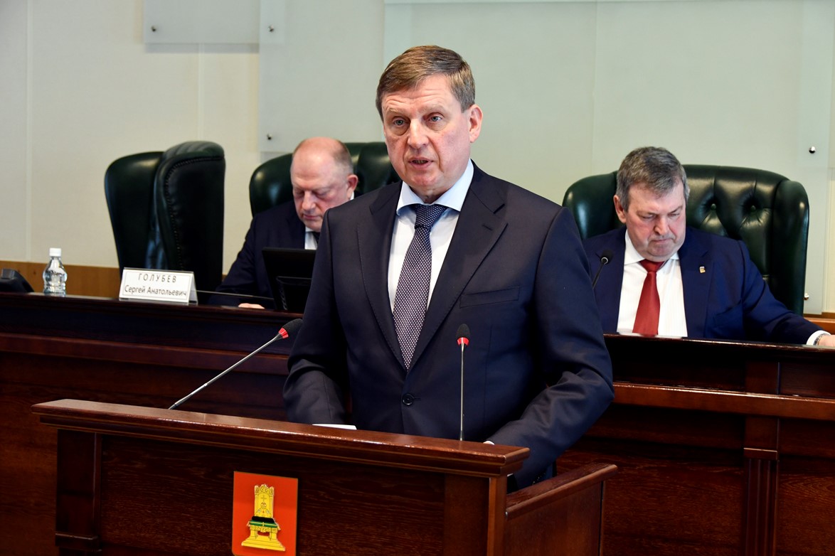 Тверские парламентарии заслушали отчет о работе сенатора Андрея Епишина  - новости Афанасий