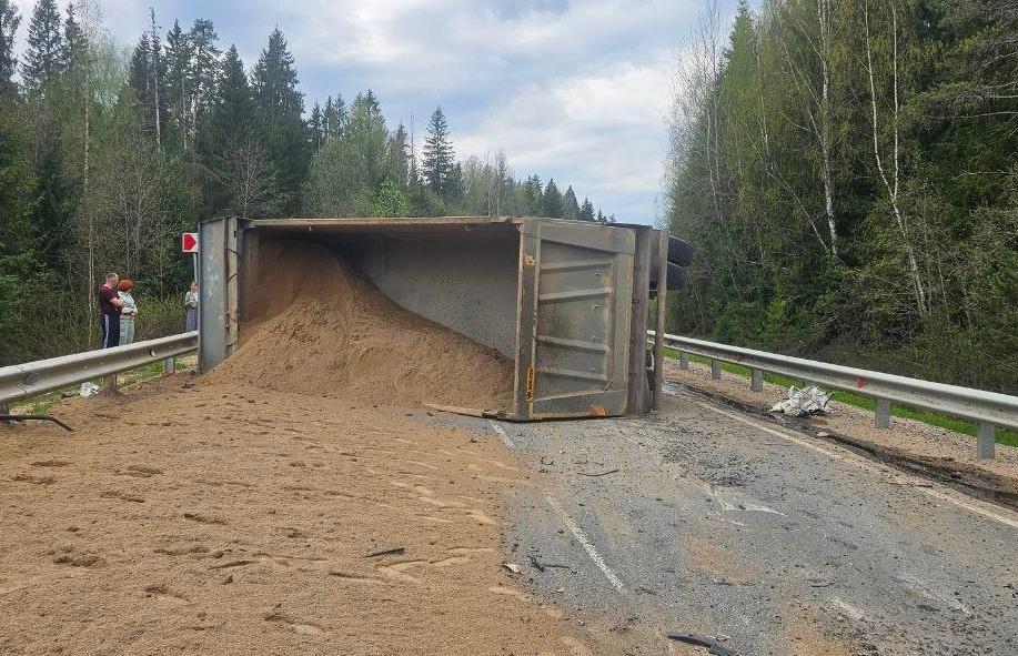 В Твери по факту ДТП с тремя погибшими возбуждено уголовное дело Фото: Госавтоинспекция Тверской области