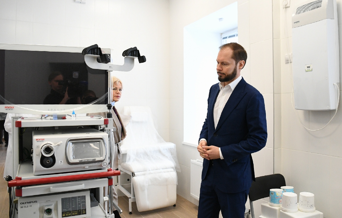 Виталий Королев проинспектировал работу и оснащенность оборудованием Старицкой ЦРБ 