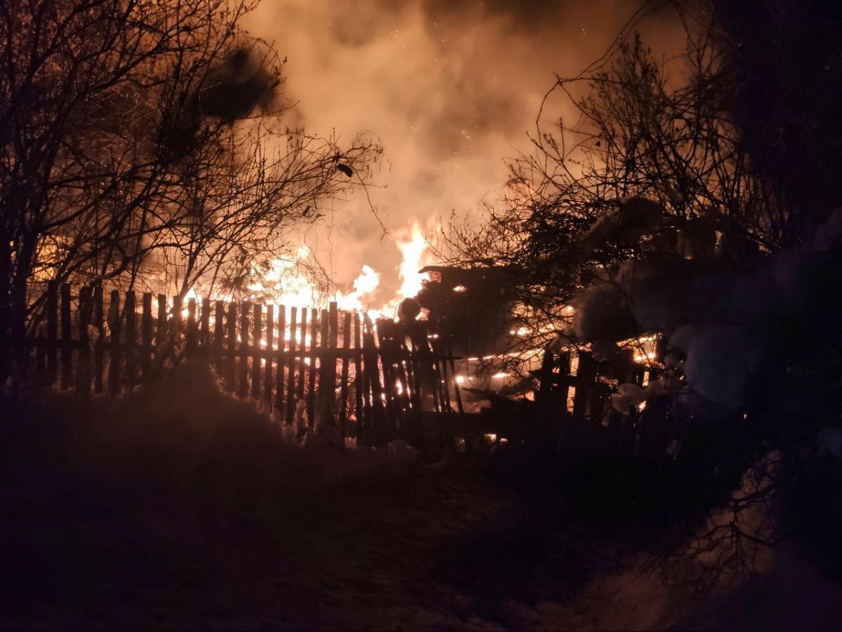 На пожаре в Вышневолоцком округе погибла пожилая женщина Фото: СК, МЧС