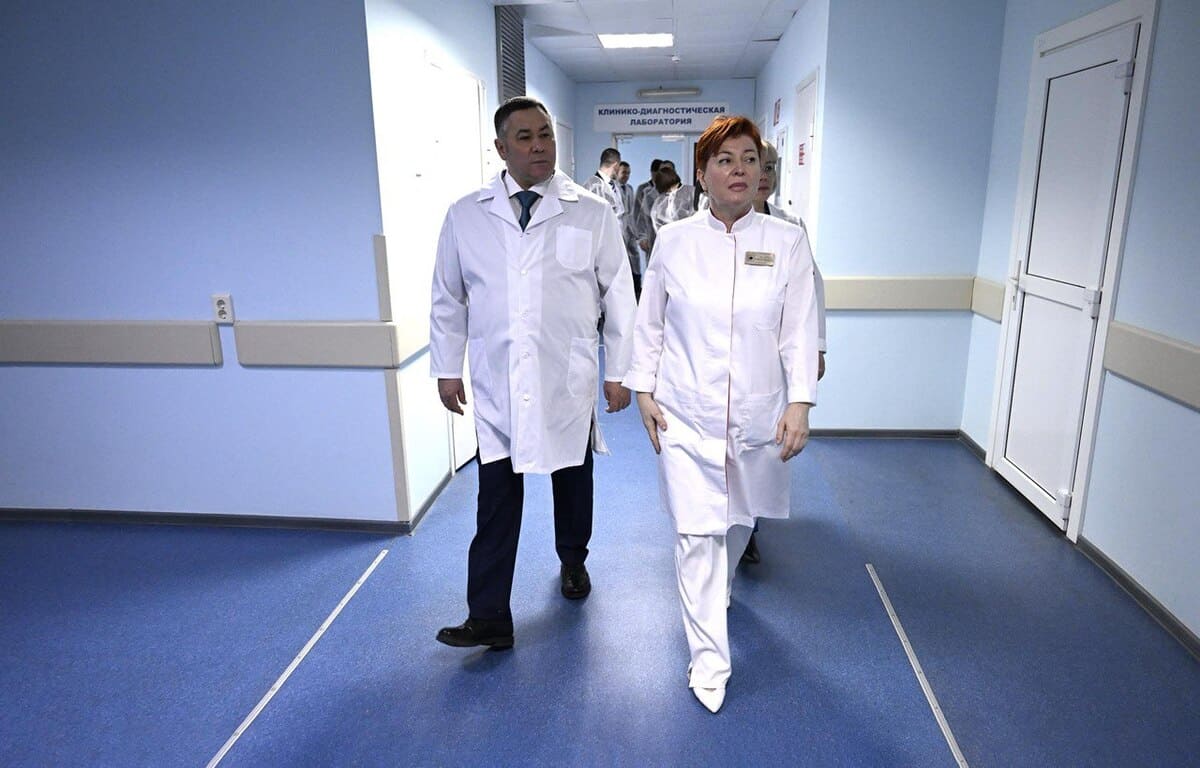 Губернатор Игорь Руденя провел инспекционную поездку по областным учреждениям родовспоможения  Фото предоставлено правительством Тверской области