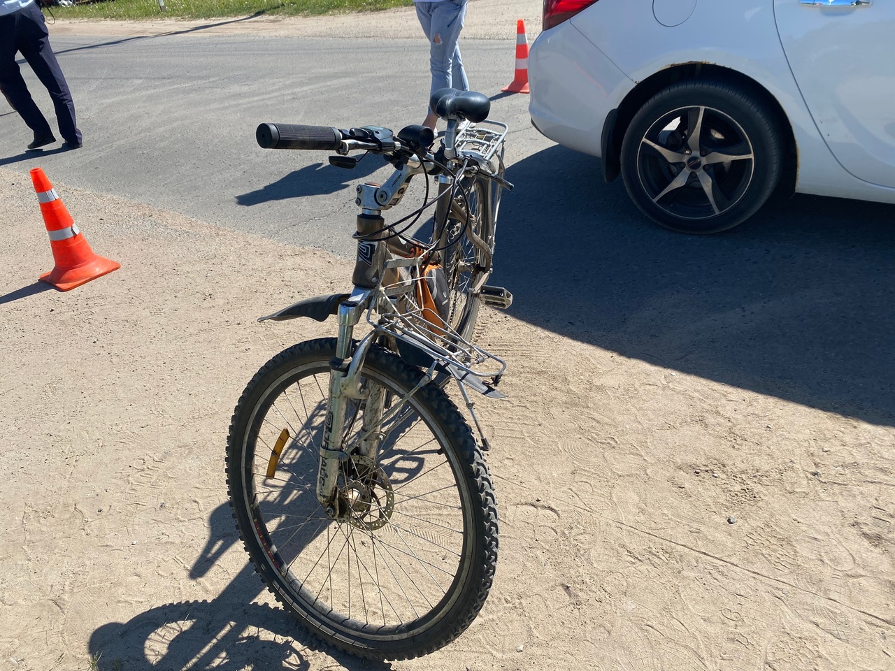 В Кимрах 13-летняя велосипедистка врезалась в легковушку Фото: Госавтоинспекция города Кимры