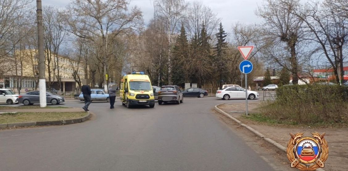 В Твери под машину попал велосипедист Фото: Отдел Госавтоинспекции УМВД России по Твери