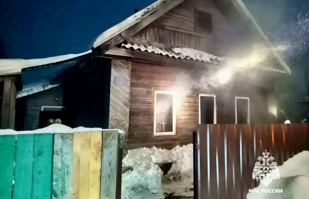 В сгоревшем доме в Кувшиново обнаружены погибшие - новости Афанасий