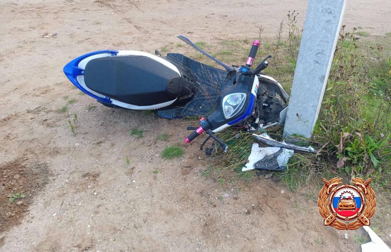 В Фировском районе водитель скутера пострадал после заноса на дороге - новости Афанасий