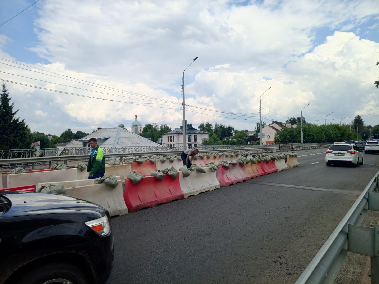 В Твери ограничили движение на Тверецком мосту Фото: администрация Твери