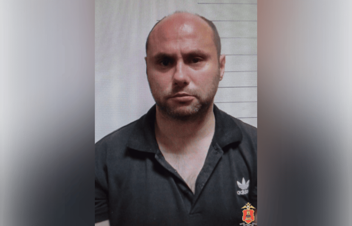 В Андреаполе мужчина обчистил квартиру и набросился на полицейских - новости Афанасий