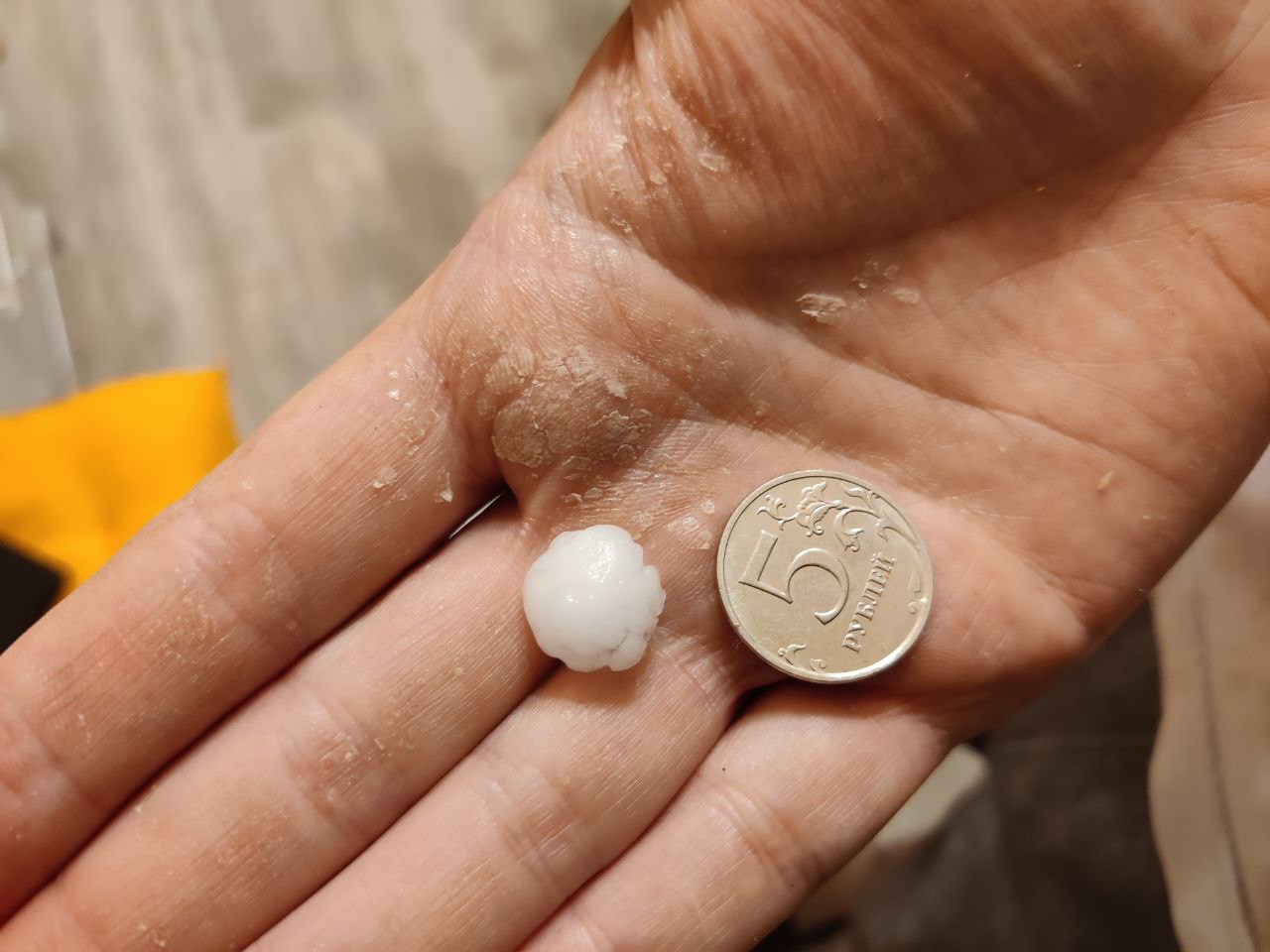 На Селигере выпал град — ВИДЕО Фото, видео: 
На Селигере