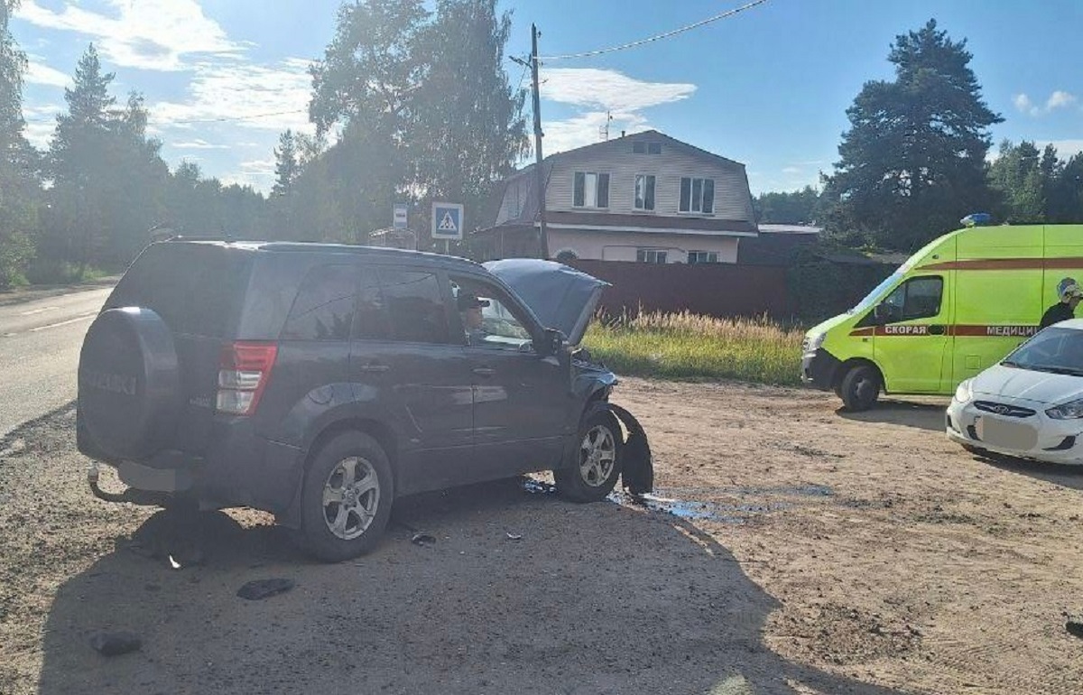 В Твери при столкновении Hyundai и Suzuki пострадала пассажир-пенсионерка Фото: Тверская Госавтоинспекция