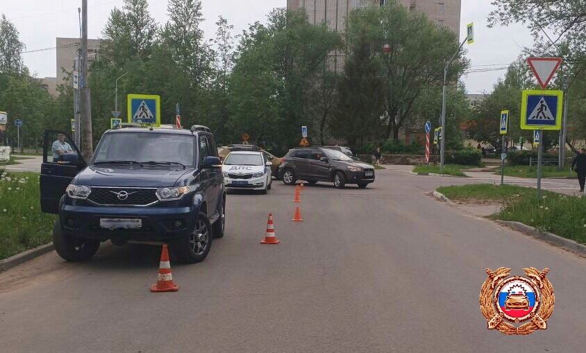 В Удомле на пешеходном переходе «УАЗ Патриот» сбил мальчика на роликовых коньках Фото: Госавтоинспекция Тверской области