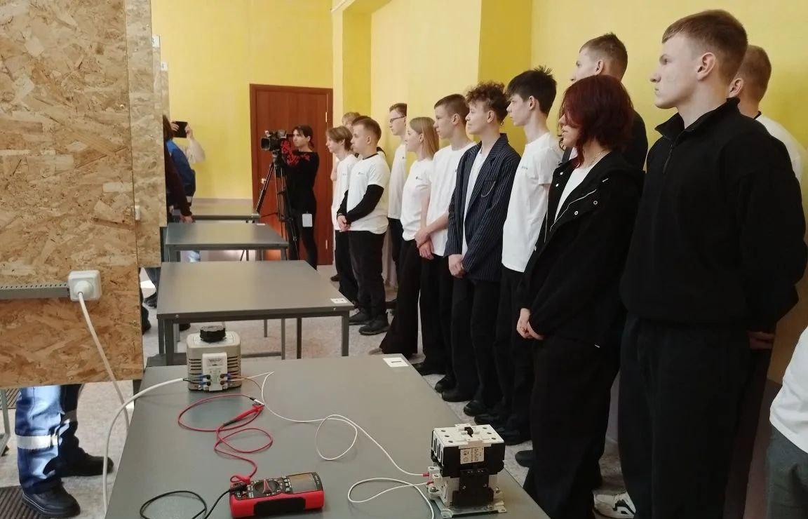 Тверские энергетики провели занятие для участников Энергокружка - новости Афанасий