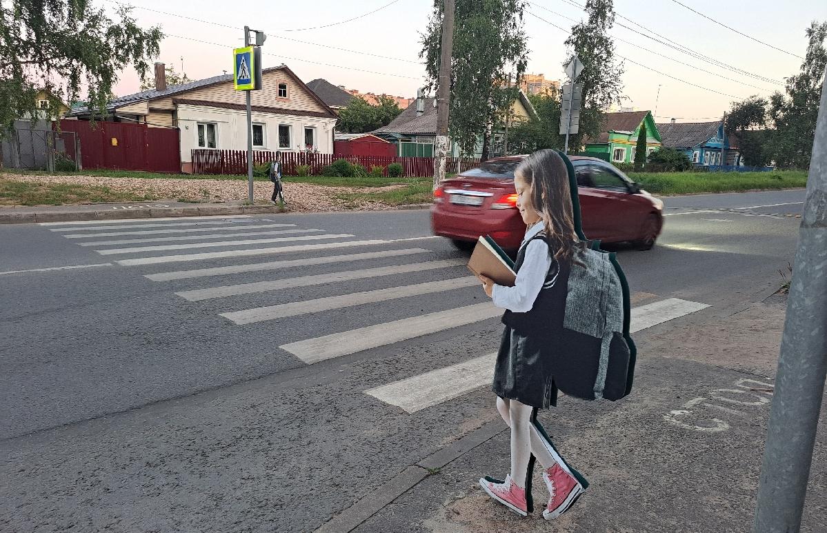 В Твери у школ начали устанавливать муляжи детей - новости Афанасий
