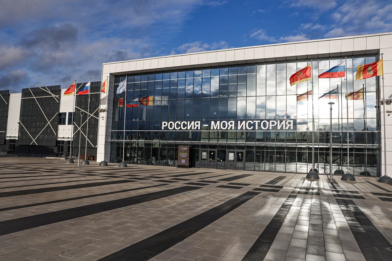 80-летию Великой Победы и Году защитника Отечества посвящается: парк «Россия – Моя история» запустил иммерсивный проект «Дорогами войны» Фото: Исторический парк «Россия — Моя История»