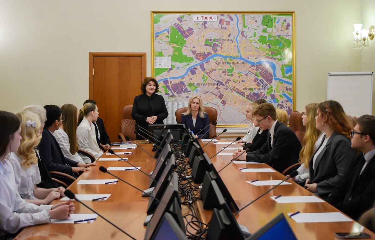 Посты в администрации Твери заняли школьники Фото: администрация Твери