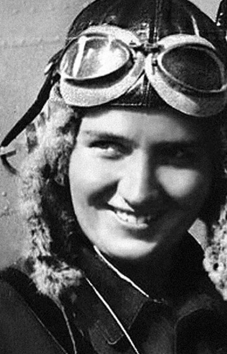 Марина Раскова 