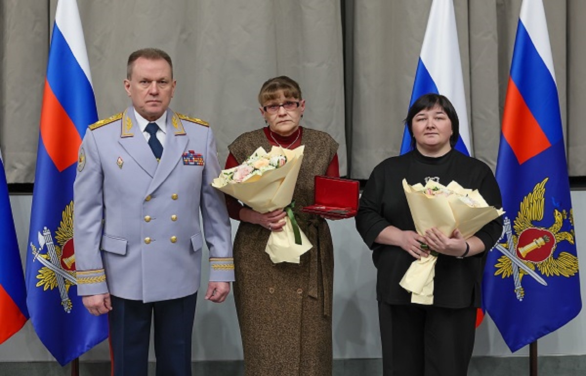 Глава ФСИН России посмертно наградил тверского кинолога, который спас ребенка, но сам погиб - новости Афанасий