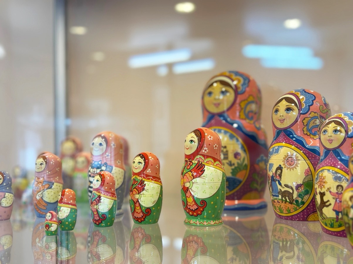 Выставка лаковой миниатюры проходит в Твери Фото: библиотека им. А.И. Герцена