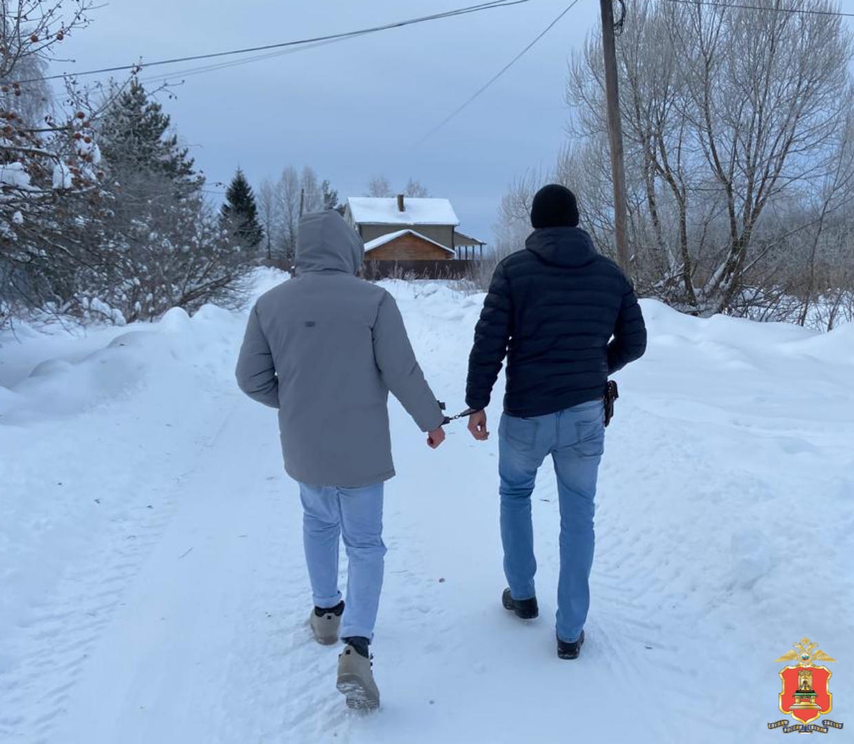 В Тверской области 22-летнего жителя Москвы будут судить за 10 доказанных эпизодов мошенничества по схеме «Ваш родственник попал в беду» Фото: УМВД России по Тверской области