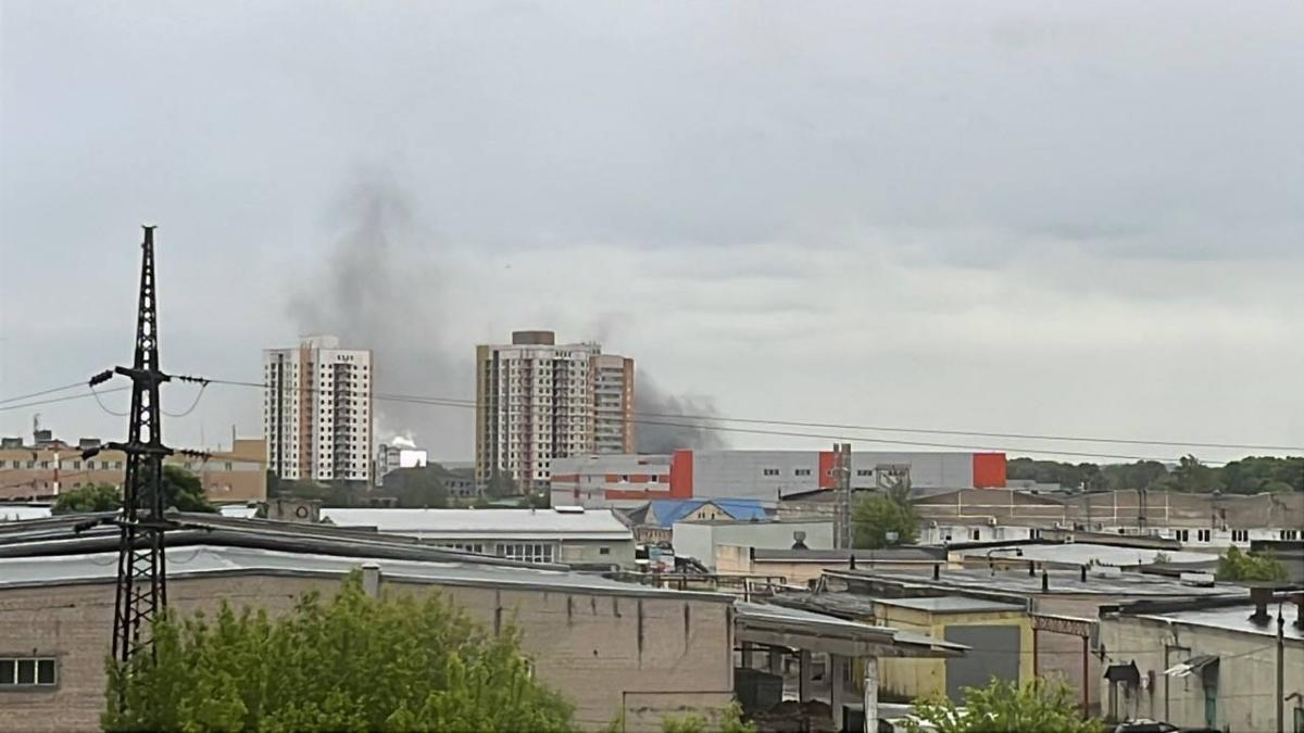 В Твери загорелся строительный вагончик Фото, видео: Злата Волкова