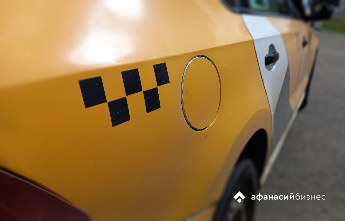 Житель Спирово ограбил знакомого таксиста Фото: архив Afanasy.biz