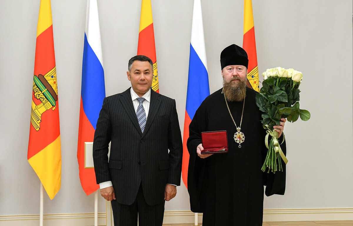 Губернатор Игорь Руденя наградил владыку Филарета за многолетнее служение на тверской земле Фото: правительство Тверской области