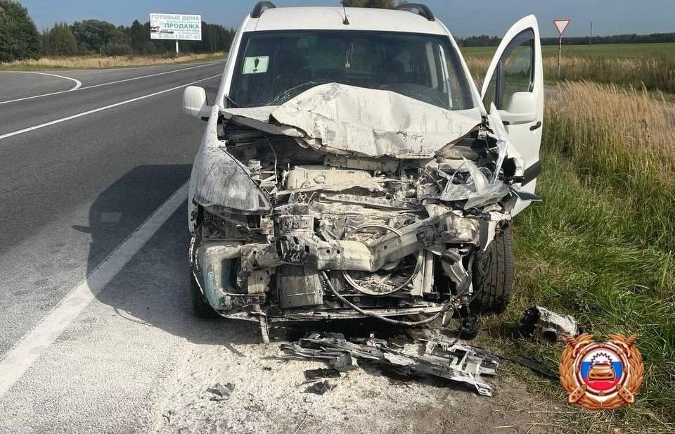 Три человека пострадали в ДТП на трассе в Тверской области - новости Афанасий