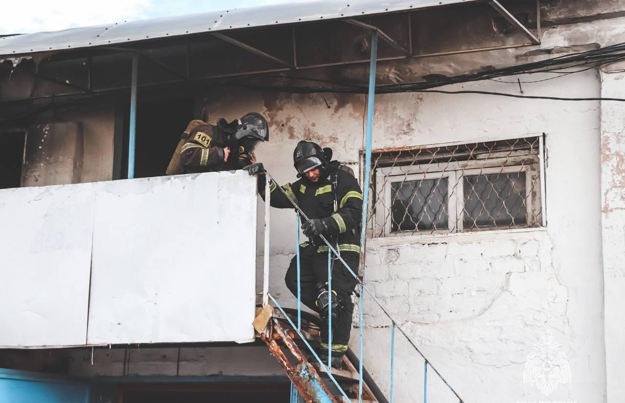 В Твери на улице Коминтерна горел склад - новости Афанасий