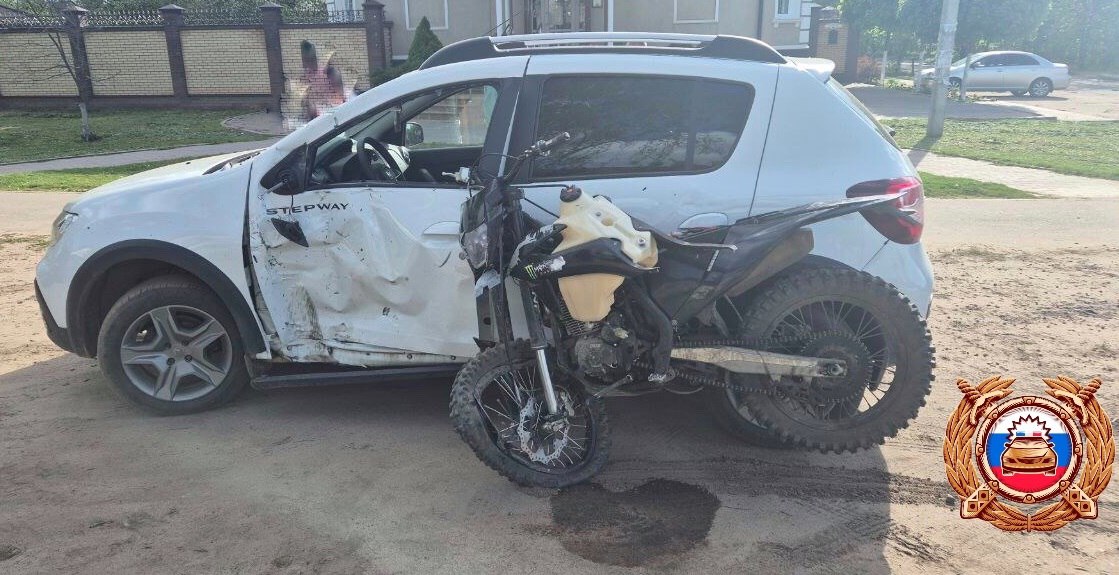 В Калязине легковушка сбила 16-летнего мотоциклиста