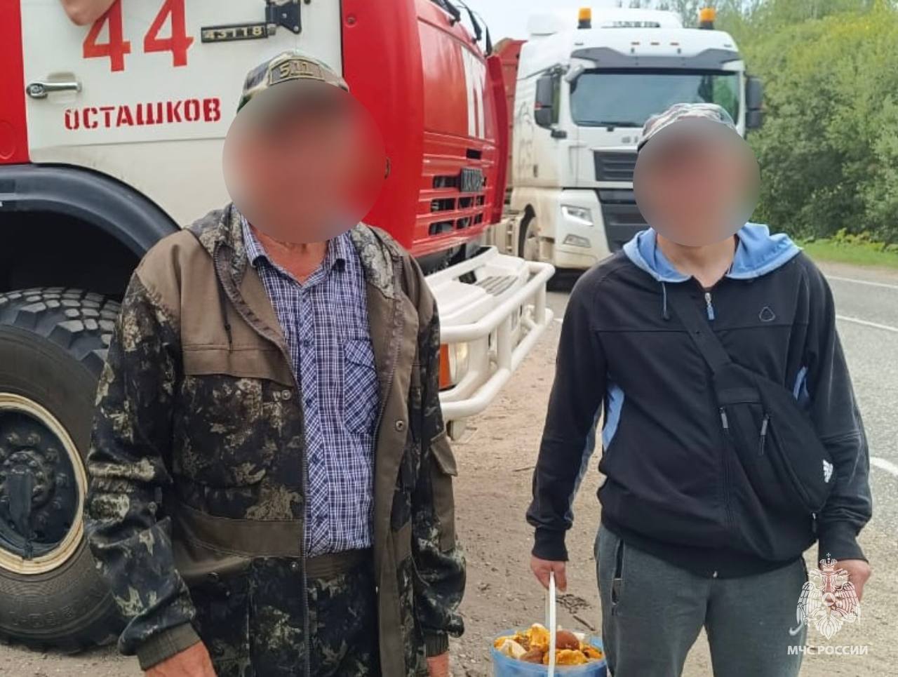 В Осташкове грибникам понадобилась помощь спасателей 