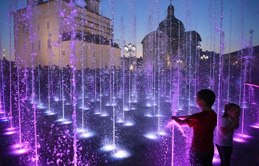 Опубликован график работы светомузыкального фонтана на Соборной площади в Твери - новости Афанасий
