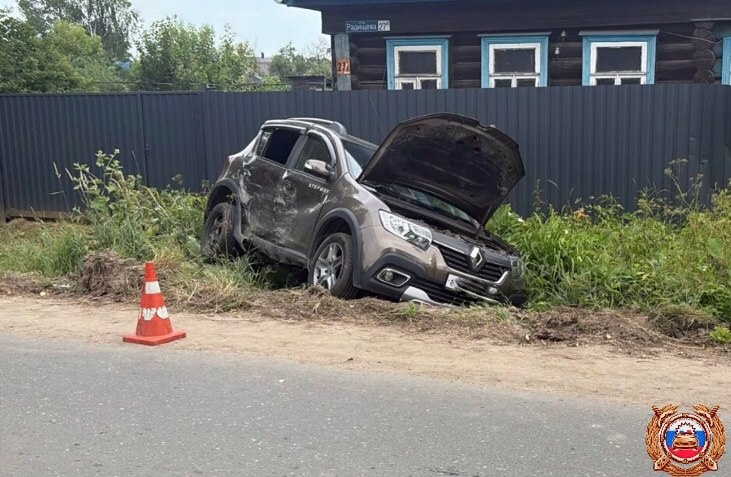В Кимрах четыре человека пострадали в ДТП на перекрестке