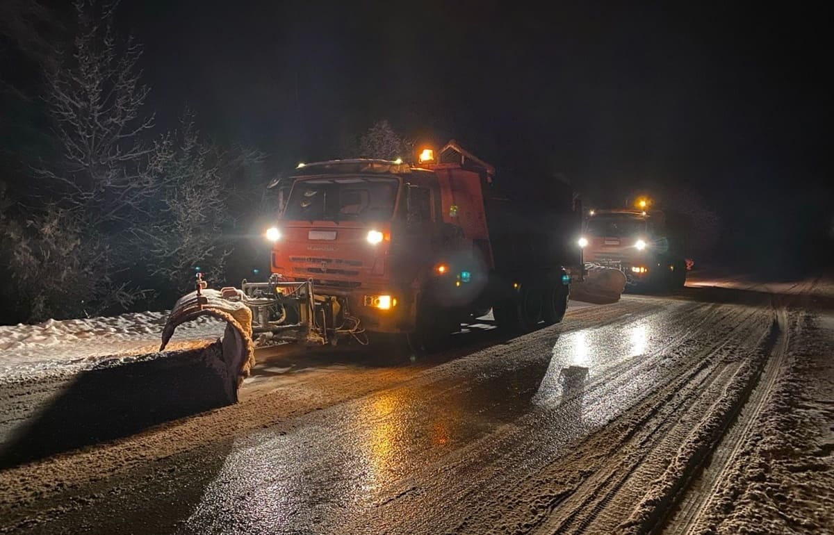 В Тверской области на расчистку дорог вышло 140 единиц техники - новости Афанасий