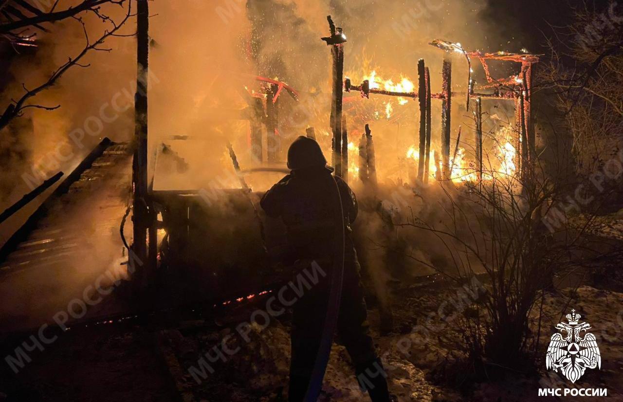 Под Удомлей дотла сгорел дом  - новости Афанасий