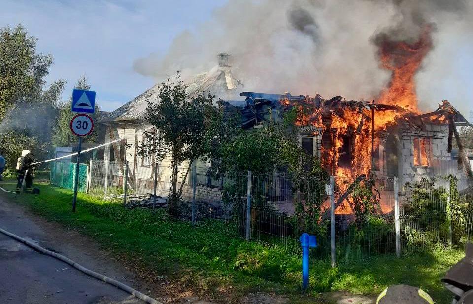 В Твери на Пригородной произошел пожар в жилом доме - новости Афанасий