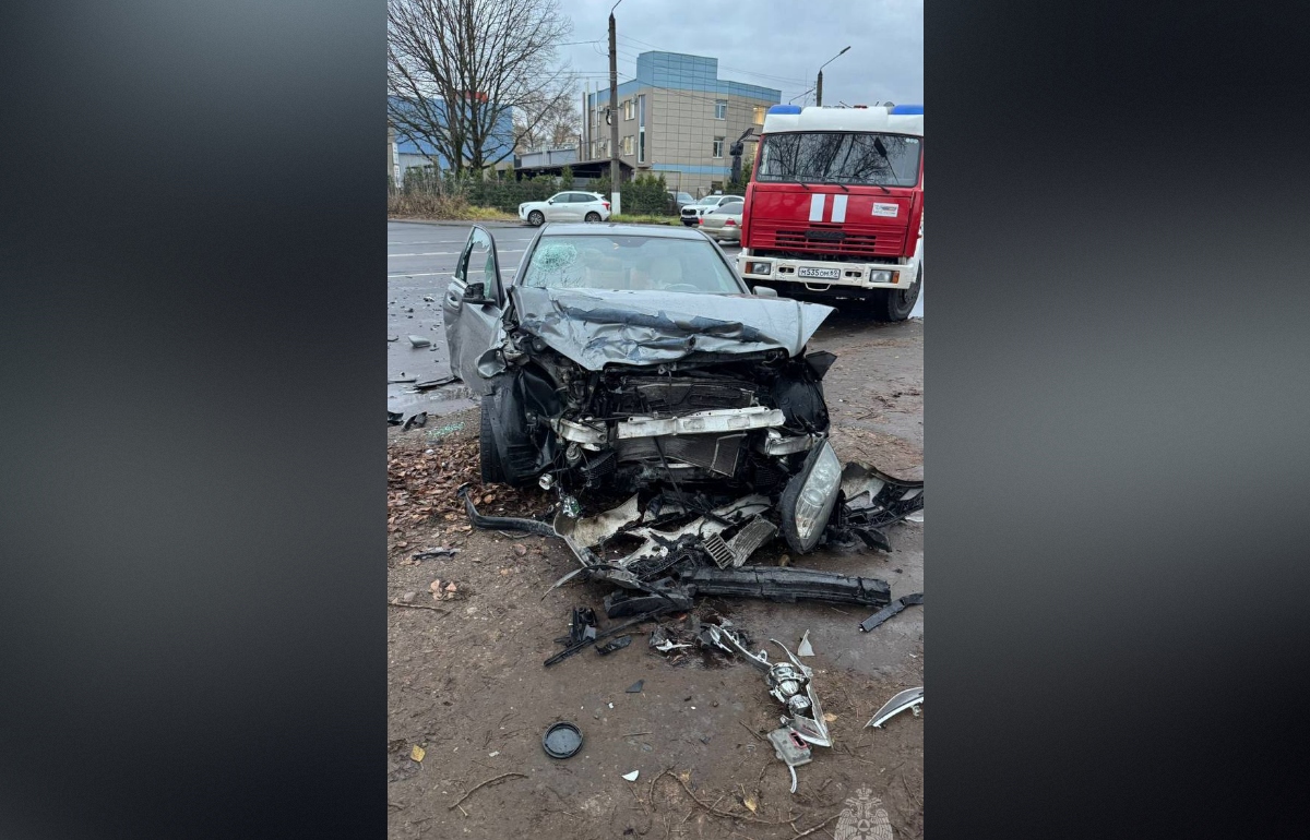 Один человек пострадал в ДТП на улице Индустриальной в Твери Фото: МЧС Тверской области Один человек пострадал в ДТП на улице Индустриальной в Твери Фото: МЧС Тверской области