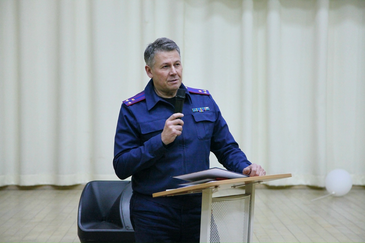 Офицер СУ СК Тверской области принял участие в родительском собрании Фото: СУ СК РФ по Тверской области