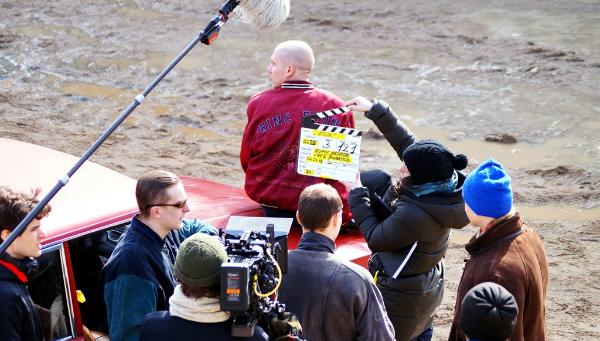 Город вечных девяностых: в Твери в самом разгаре съемки фильма о нелегкой жизни 