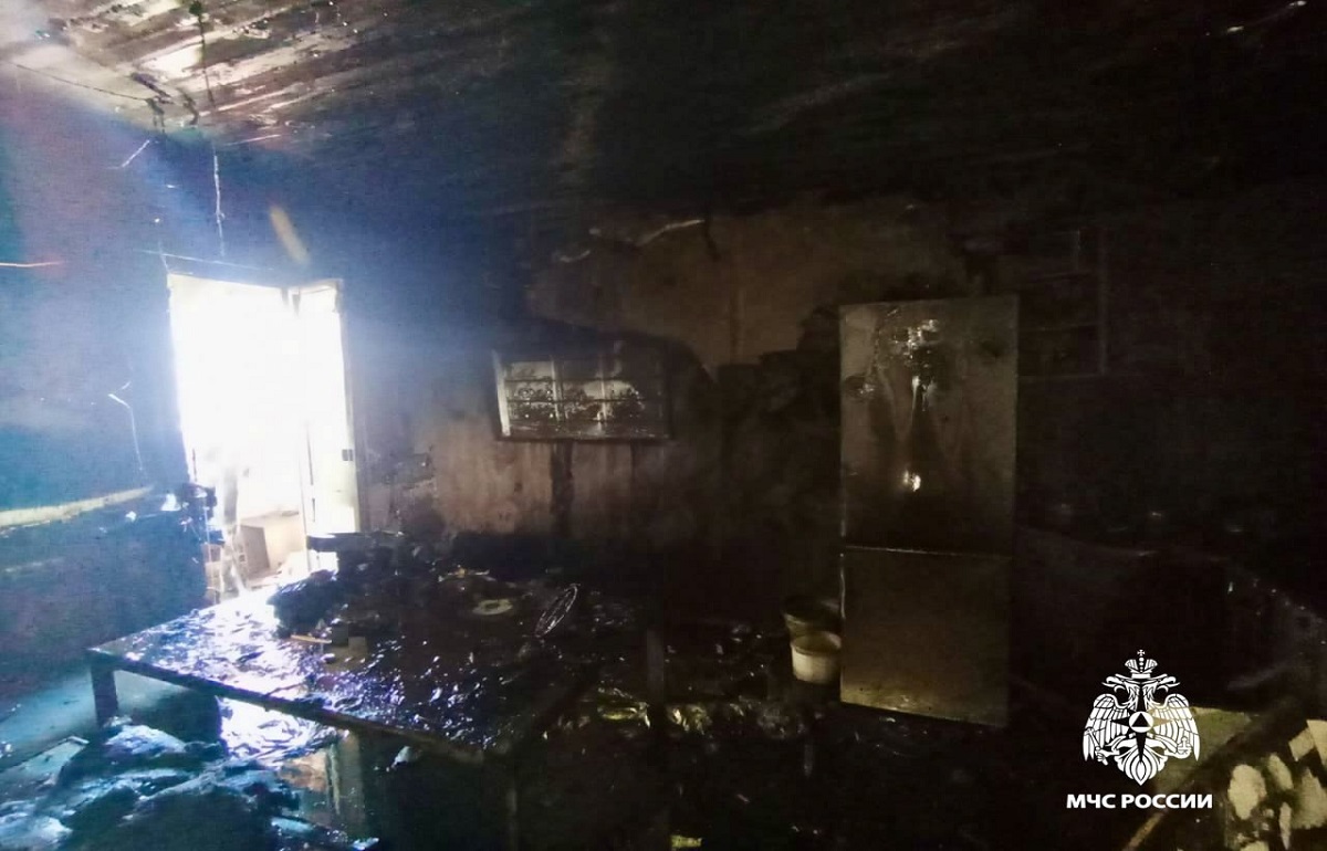 Причиной большого пожара на Восточной улице в Твери стала маленькая кофемолка Фото: МЧС по Тверской области.