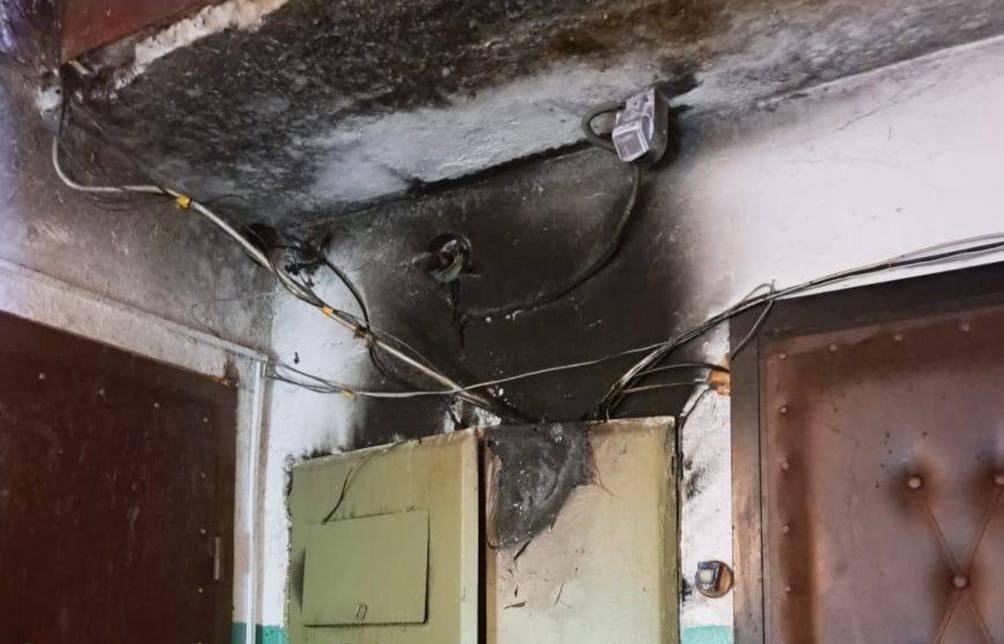 В Бежецке шесть человек эвакуировали из-за пожара в пятиэтажном доме - новости Афанасий