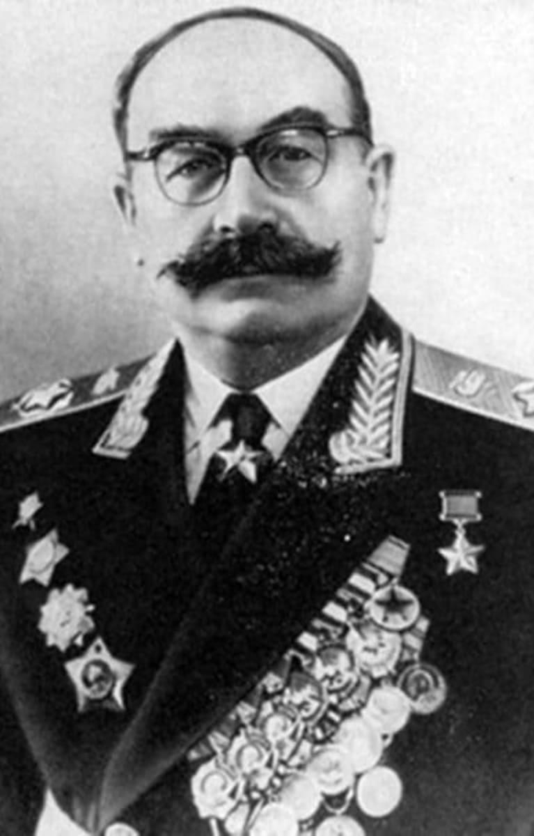 Павел Ротмистров 