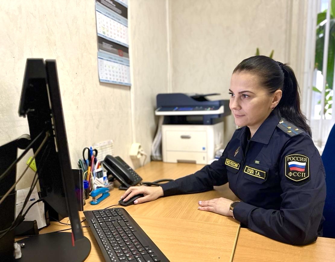 В Твери алиментщик устроился на работу нелегально, чтобы не платить сыновьям 