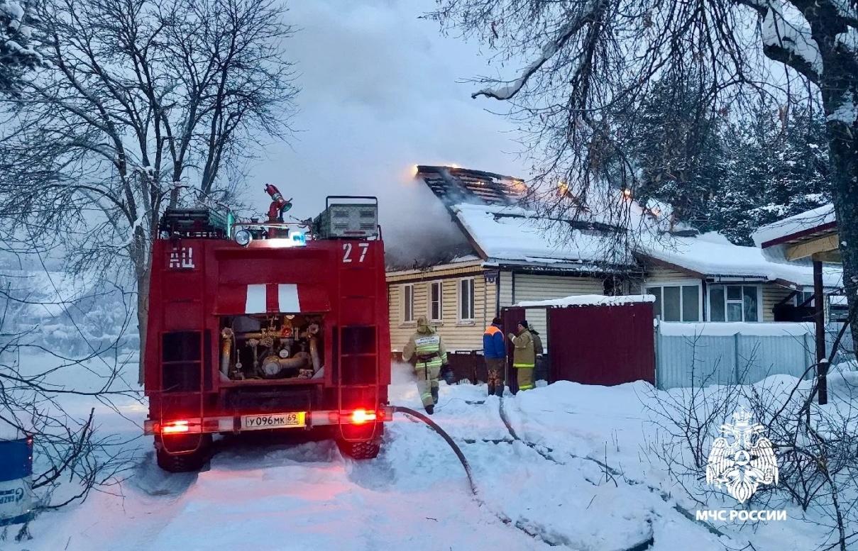 В Весьегонске Тверской области на пожаре погибла женщина - новости Афанасий