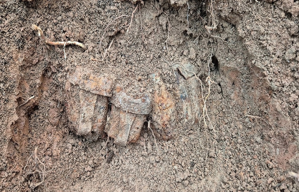 В Западнодвинском районе подняли останки бойца, погибшего в годы Великой Отечественной войны Фото: Виктор Кочергин, ПО «Память» В Западнодвинском районе подняли останки бойца, погибшего в годы Великой Отечественной войны Фото: Виктор Кочергин, ПО «Память»