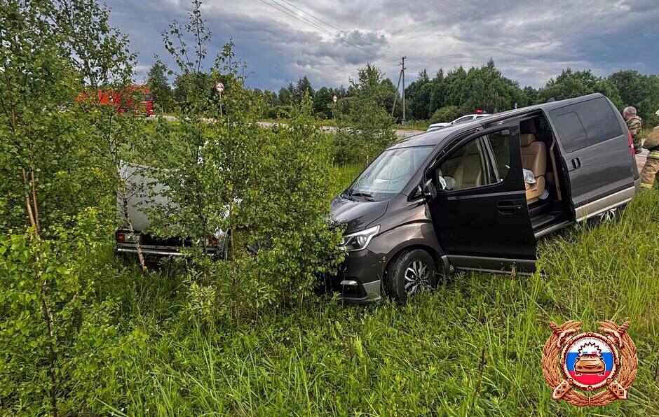 В Тверской области опасный обгон на «Золотом кольце» закончился ДТП